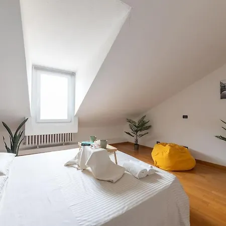 Apartment Golden View