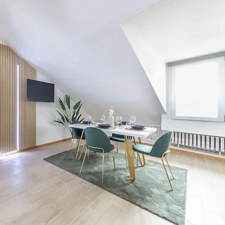 Apartment Golden View Mailand